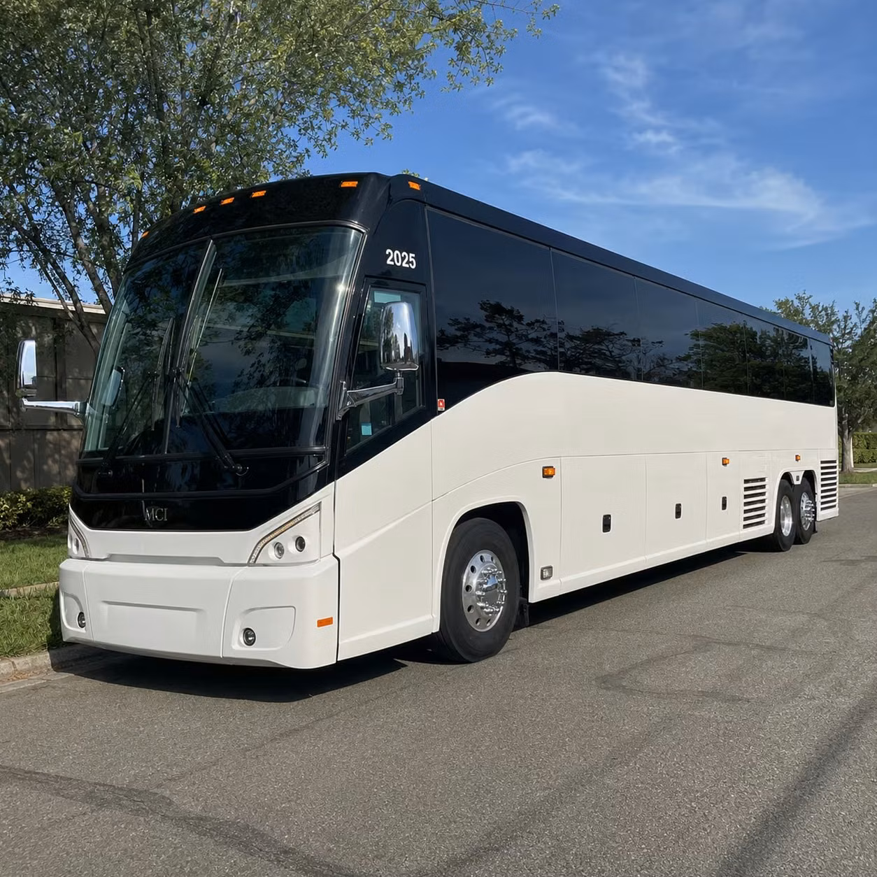 keep legislative session travel moving with charter bus rentals in tallahassee